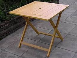 MESA MADERA PUBLICITARIA PLEGABLE 90*90 CMS CON PERFORACION