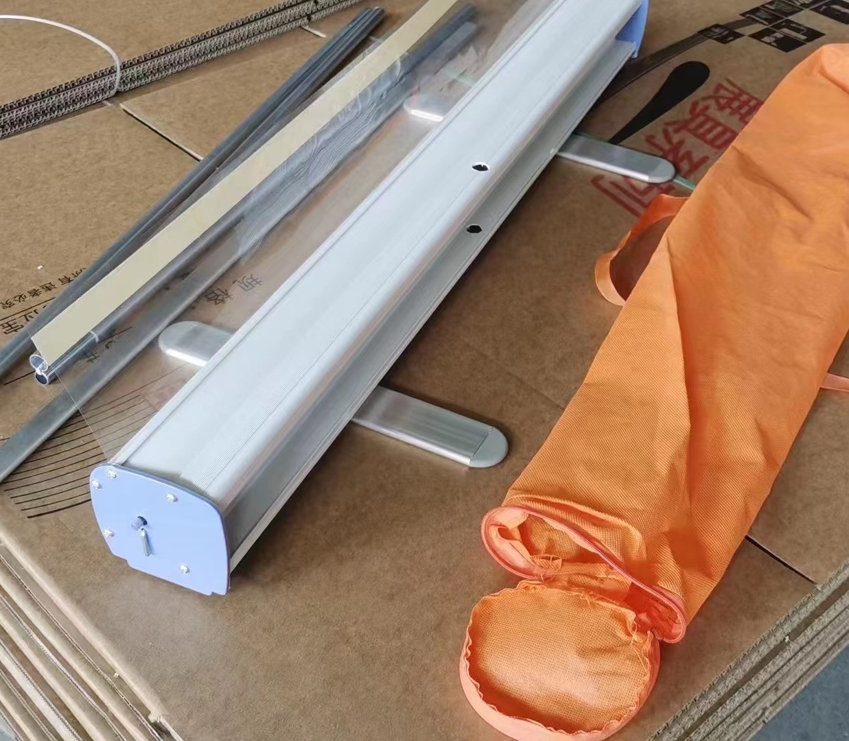 PORTA PENDON ROLLER ECO 80*200 CMS (C12)